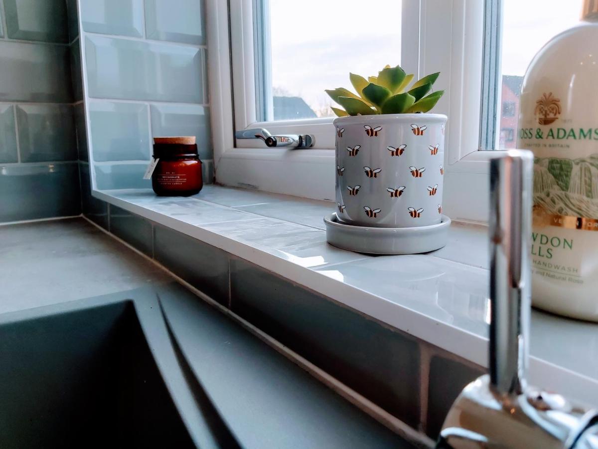 Cosy 1 Bed Flat That Sleeps 4 Warwick  Bagian luar foto