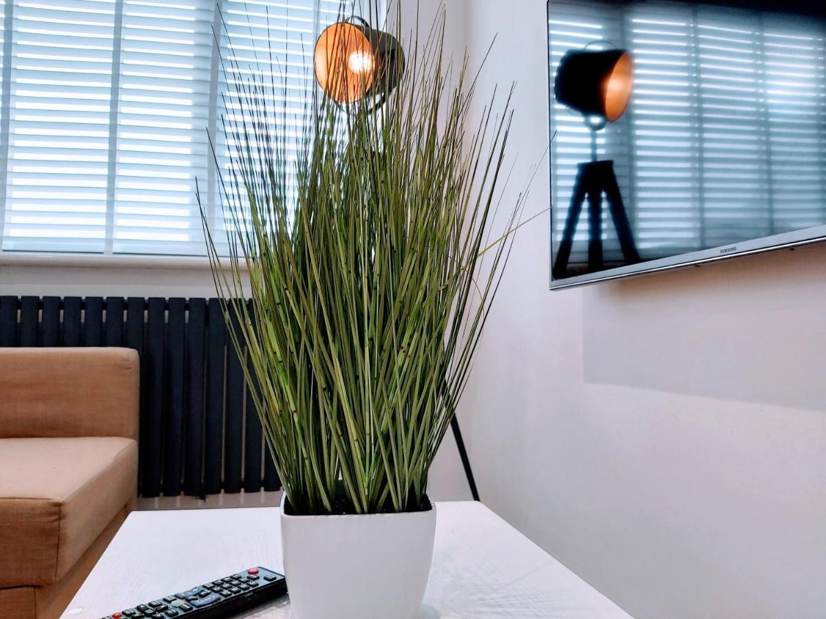 Cosy 1 Bed Flat That Sleeps 4 Warwick  Bagian luar foto